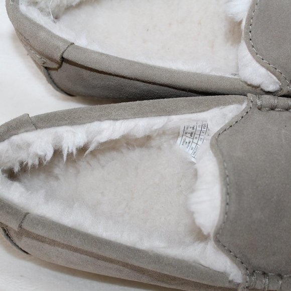 NIB UGG KOOLABURRA MEN\'S SUEDE FUR‎ LINED SLIPPERS GRAY